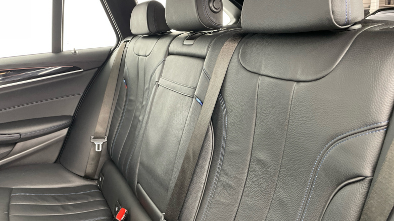 BMW 5 Series 520d xDrive M Sport 5dr Auto Diesel Estate